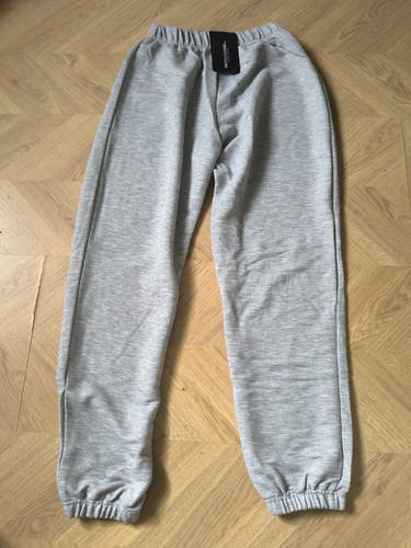 Pretty little thing grey - little, basic