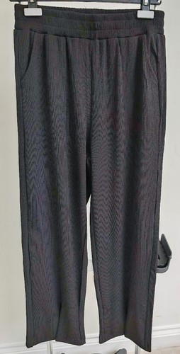 Bnwt womens black plissé - bnwt,