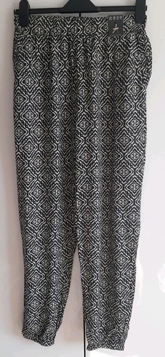 Bnwt black cream patterned - bnwt!,